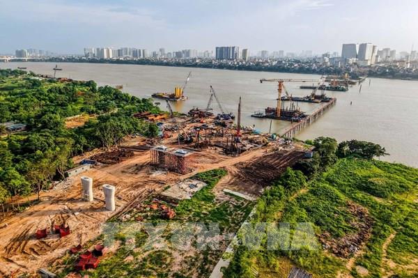 Hà Nội siết tiến độ 7 dự án cầu vượt sông Hồng