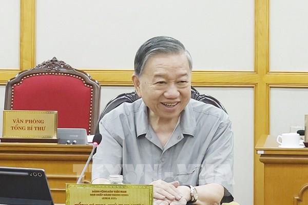 Bộ Chính trị cho ý kiến hoàn thiện thể chế vượt trội, tạo động lực mới để Thành phố Hồ Chí Minh phát triển nhanh, bền vững