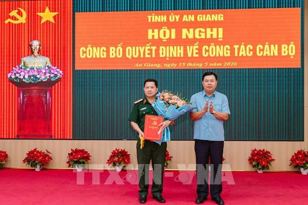 Thiếu tướng Nguyễn Văn Hùng giữ chức Chỉ huy trưởng Chỉ huy Quân sự tỉnh An Giang