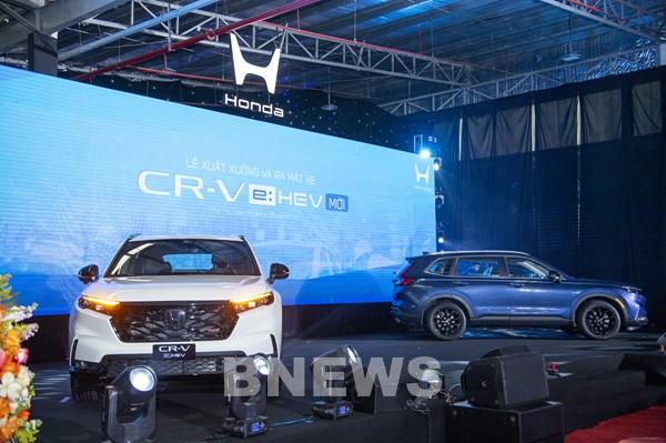 Đón đầu xu hướng Hybrid: Ô tô Honda gặt hái mưa giải thưởng lớn