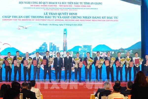 An Giang: Khát vọng vươn tầm từ “Không gian mới - Tầm nhìn mới - Thành công mới”