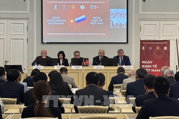 Việt Nam giới thiệu tiềm năng kinh tế và cơ hội đầu tư tại St. Petersburg