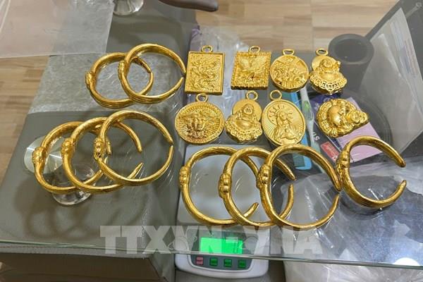 Triệt phá đường dây buôn lậu vàng từ nước ngoài về Việt Nam 