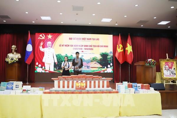 136 năm Ngày sinh Chủ tịch Hồ Chí Minh: Lan tỏa tấm gương, đạo đức, phong cách Chủ tịch Hồ Chí Minh tại Lào