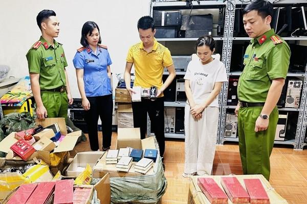 Triệt xóa đường dây buôn nước hoa giả thu lợi khoảng 200 tỷ đồng