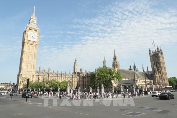 Anh cải cách quy định tài chính để hỗ trợ tăng trưởng