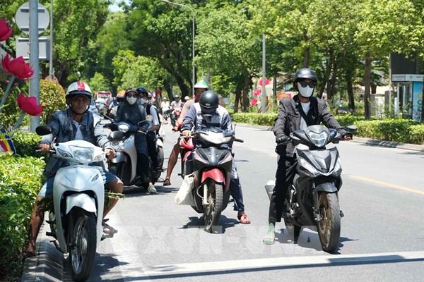 Huế trong chảo lửa 39 độ, người dân chật vật mưu sinh