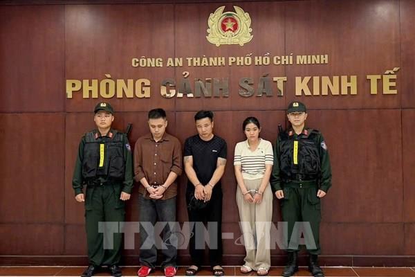 Công an TP. Hồ Chí Minh khởi tố thêm 3 bị can vụ trốn thuế tại bar Revo