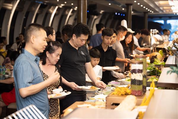 Hạ Long: Lời giải cho xu hướng &rsquo;ít di chuyển, đa trải nghiệm&rsquo; 