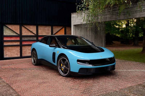 Ferrari trình làng mẫu xe Ferrari Luce