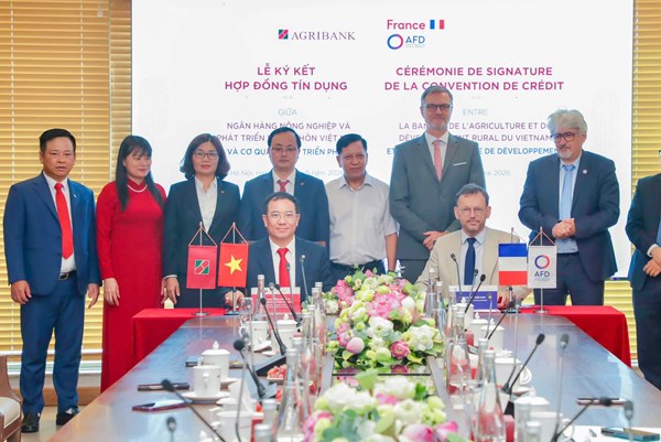 Agribank ký kết Hợp đồng tín dụng Hạn mức tài chính khí hậu với Cơ quan Phát triển Pháp