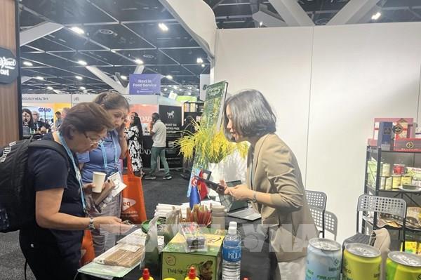 Hàng Việt Nam gây ấn tượng tại Hội chợ Foodservice Australia 2026