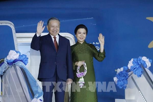 Tổng Bí thư, Chủ tịch nước Tô Lâm và Phu nhân lên đường thăm cấp Nhà nước Cộng hòa Singapore
