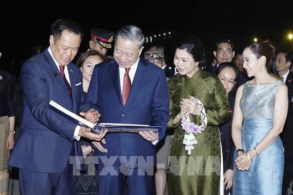 Tổng Bí thư, Chủ tịch nước Tô Lâm và Phu nhân kết thúc tốt đẹp chuyến thăm chính thức Vương quốc Thái Lan
