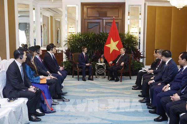 Tổng Bí thư, Chủ tịch nước Tô Lâm tiếp lãnh đạo các doanh nghiệp và tổ chức tài chính lớn của Singapore