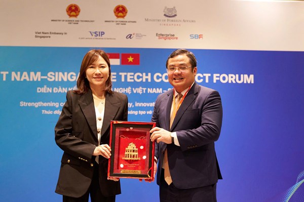 Vinachem hợp tác chiến lược với DSM-Firmenich phát triển sản phẩm hóa chất tiêu dùng