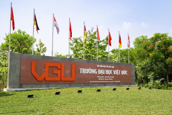 Đại học Việt Đức: Nơi đón đầu làn sóng vi mạch bán dẫn và AI