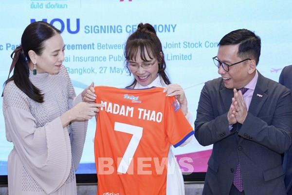Vietjet cùng Muang Thai thúc đẩy hoạt động thể thao, văn hoá, phát triển cộng đồng