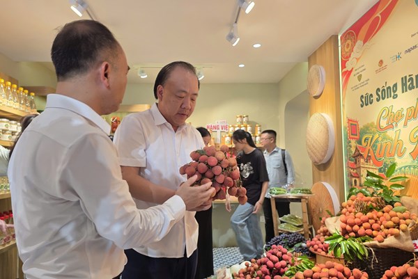 Khai mạc “Chợ phiên Kinh Bắc” quảng bá đặc sản Bắc Ninh tại Hà Nội