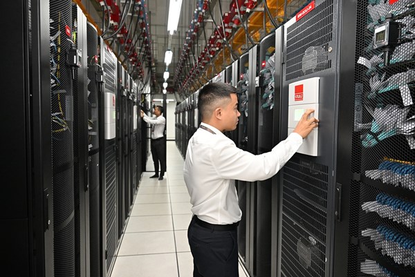 Viettel vận hành trung tâm dữ liệu AI đạt chuẩn quốc tế Tier III tại Hòa Lạc