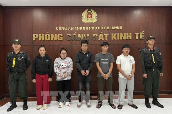 Thành phố Hồ Chí Minh: Liên tiếp triệt phá các đường dây sản xuất, kinh doanh hàng giả quy mô lớn