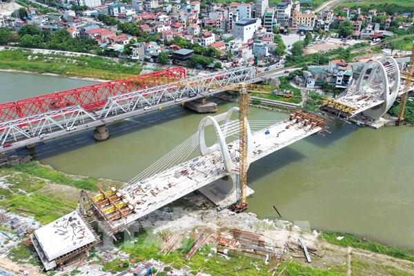 Dự án cầu Đuống mới băng băng về đích sau gần 3 năm thi công