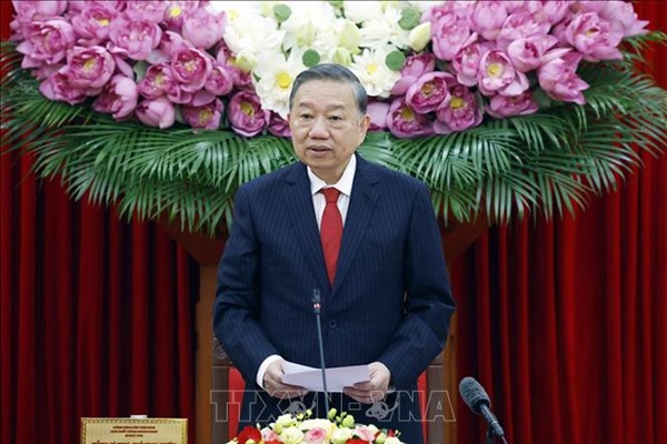 Bộ Chính trị ban hành quy định mới về Ban Chỉ đạo hoàn thiện thể chế