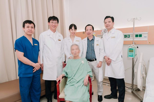 Vinmec Times City giành lại sự sống cho cụ ông 81 tuổi nguy kịch vì vỡ động mạch chủ  ngực