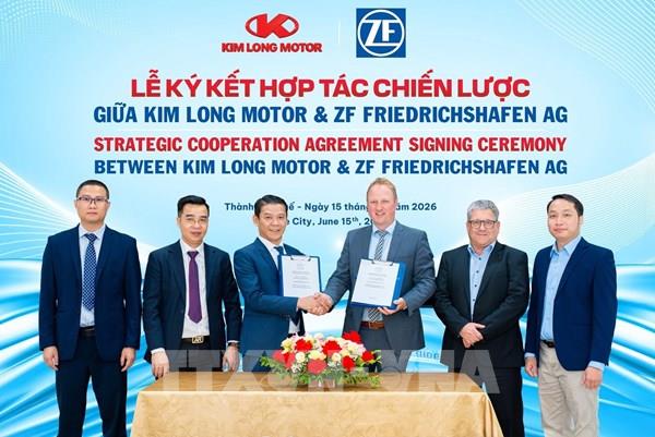 Kim Long Motor hợp tác với Tập đoàn ZF Group (Đức) về công nghệ ô tô