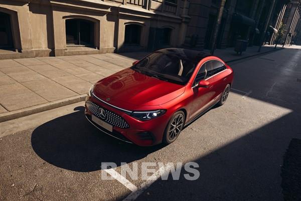 Mercedes-Benz đầu tư 1 tỷ euro mở rộng nhà máy lớn nhất châu Âu tại Hungary
