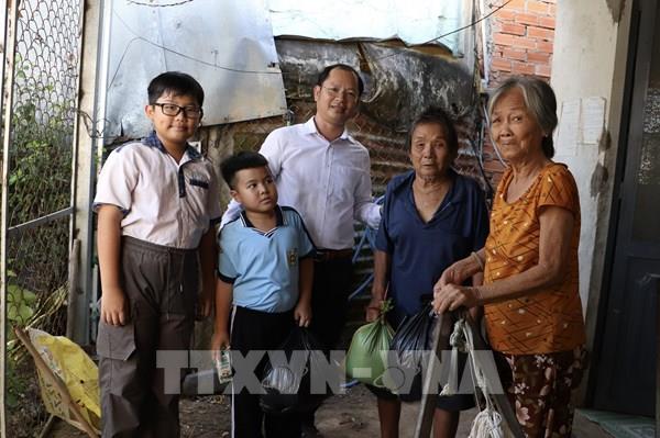 Khi tri thức trở thành sợi dây gắn kết đại gia đình 3 thế hệ