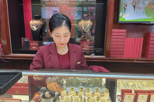 Giá vàng hôm nay 16/6: Vàng SJC tăng, giảm bao nhiêu?