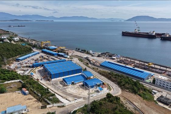 Khánh Hòa đặt mục tiêu hút 450.000 tỷ đồng vào Vân Phong