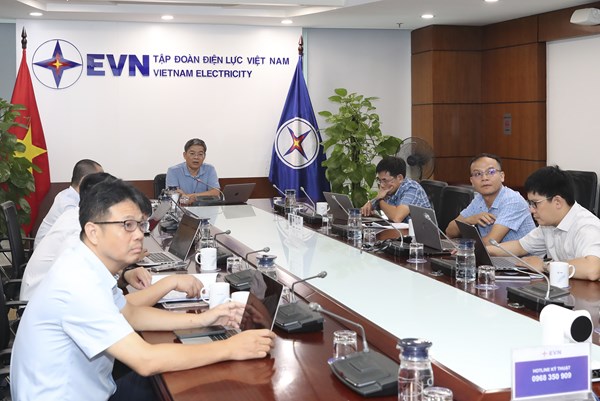 EVN và PVGAS trao đổi tiến độ cấp khí thiên nhiên hóa lỏng cho các nhà máy Quảng Trạch II, III