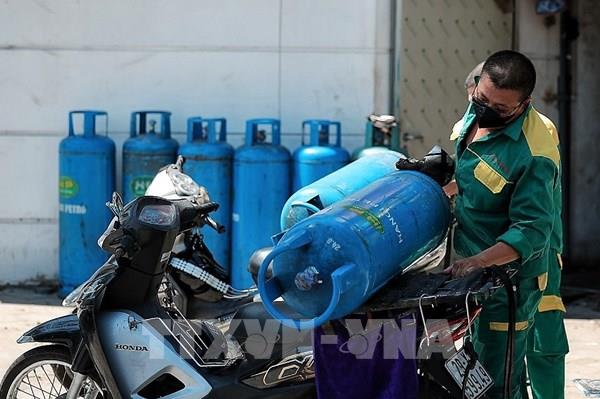 Dự báo thời tiết hôm nay 28/6: Nắng nóng chưa hạ nhiệt ở miền Trung, Bắc Bộ và Tây Nguyên có nơi mưa to