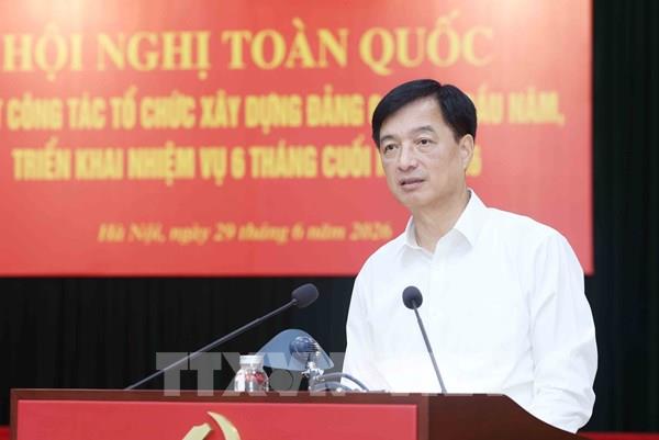 Xây dựng đội ngũ cán bộ các cấp, trọng tâm là cấp chiến lược và cấp cơ sở