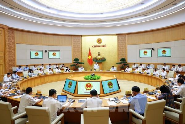 Chính phủ yêu cầu hoàn thiện 15 dự án luật, nghị quyết