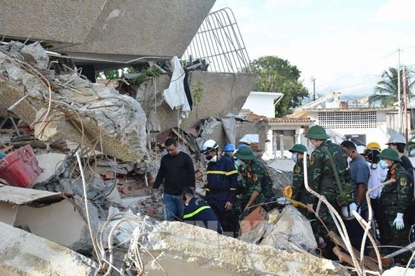 Đoàn cứu hộ Việt Nam tại Venezuela: "Mệnh lệnh từ trái tim" cứu người
