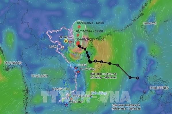 Bão số 1 di chuyển chậm, giảm cường độ và khả năng suy yếu trong ngày 5/7
