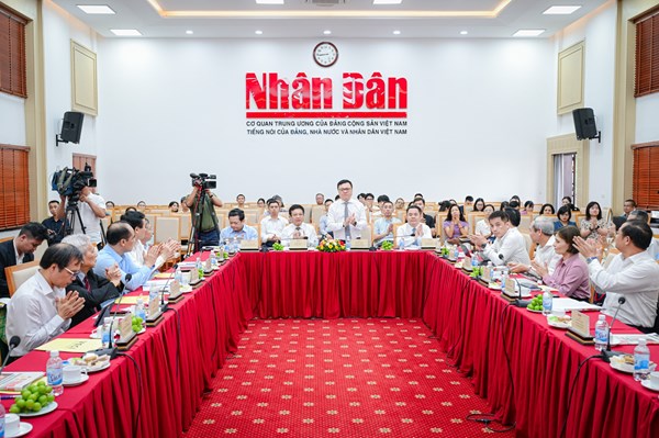 Khắc phục điểm nghẽn trong thực thi để đạt mục tiêu tăng trưởng 2 con số