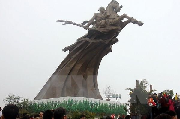 Hà Nội triển khai giải pháp khẩn cấp bảo vệ Đền Sóc trước nguy cơ sạt lở