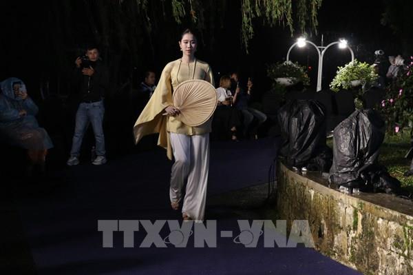 Hoài niệm trăm năm: Di sản hòa nhịp nghệ thuật đương đại