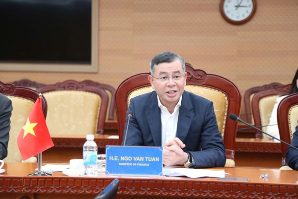Bộ trưởng Bộ Tài chính Ngô Văn Tuấn làm Chủ tịch Ủy ban hợp tác Việt Nam - Lào