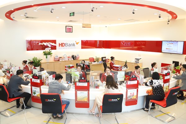 Fitch Ratings lần đầu xếp hạng HDBank