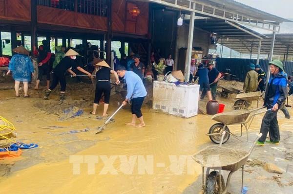 Mưa lớn gây lũ bùn, đá tràn xuống xã Minh Lương (Lào Cai)