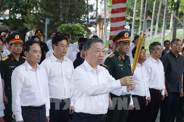 Tổng Bí thư, Chủ tịch nước Tô Lâm: Tìm kiếm, quy tập, xác định danh tính các liệt sĩ là trách nhiệm thiêng liêng trước Tổ quốc, trước nhân dân