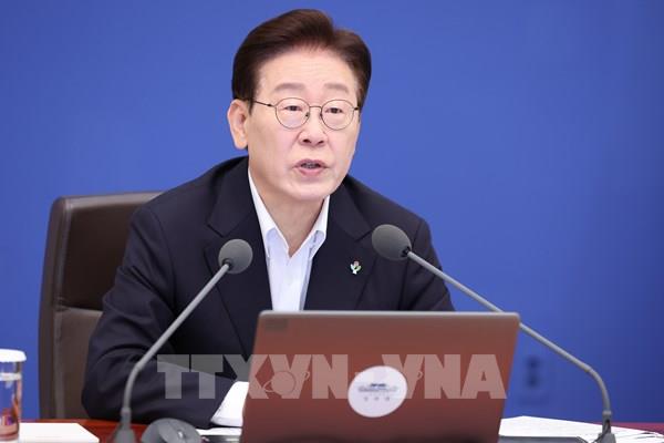 Tổng thống Hàn Quốc yêu cầu duy trì mức giá trần dầu đến khi bất ổn về giá chấm dứt