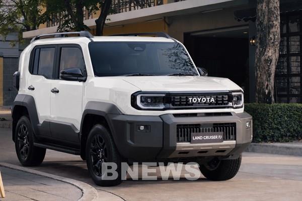Toyota Việt Nam ra mắt Land Cruiser FJ hoàn toàn mới với thiết kế nhỏ gọn
