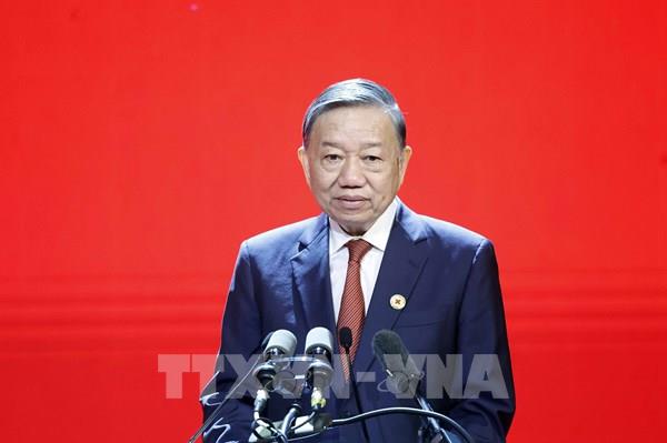 Thành lập Ban Chỉ đạo Trung ương về tổng kết thực tiễn và nghiên cứu sửa đổi, bổ sung Điều lệ Đảng