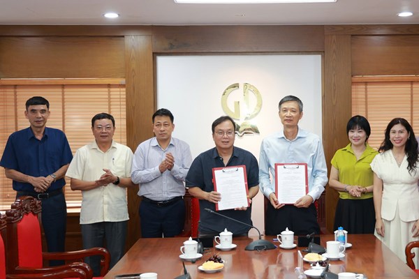Kí kết thỏa thuận giữa Nhà xuất bản Giáo dục Việt Nam và Hiệp hội Sách giáo dục và Học liệu điện tử Việt Nam 
